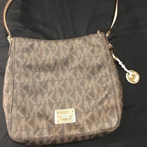 Michael Kors Crossbody purse